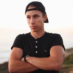 Meet your Posher, Ryan